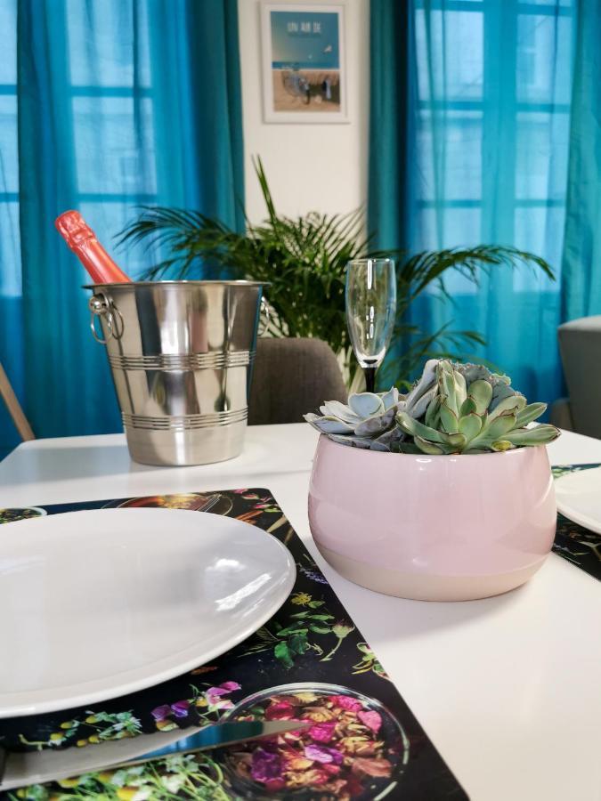 Appartement Ma Douce Charente - Superbe T3 Design Et Fonctionnel - Hyper Centre A Сент Экстерьер фото